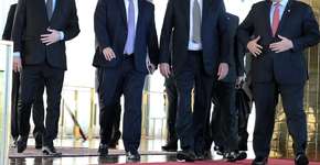 Bolsonaro a Maia: ‘com a caneta eu tenho mais poder do que você’