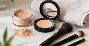 O poder das bases minerais na maquiagem clean e sem oleosidade