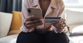 A técnica anti-impulso que impede você de gastar dinheiro com coisas inúteis