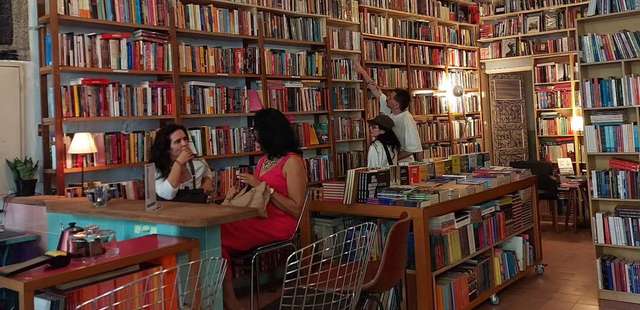 Livraria Ponta de Lança