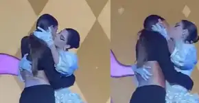 Beijo de Gkay e Boca Rosa causa alvoroço em premiação