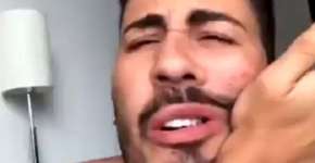 Carlinhos Maia defende Bolsonaro e é chamado de homofóbico