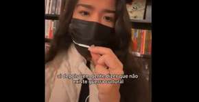 Mulher vira piada ao comparar Marx com Olavo de Carvalho em livraria