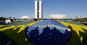 Dia da Democracia: 12 vezes em que a democracia brasileira esteve em risco recentemente