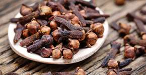 O motivo pelo qual você deve colocar cravo-da-índia no seu armário
