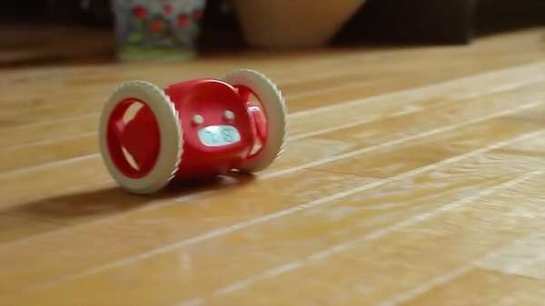 O despertador motorizado só para de andar quando o usuário levantar (Foto: Divulgação)