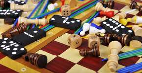 Colégio colombiano usa jogos para ensinar direitos humanos