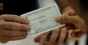 Campanha estimula jovens a tirarem seus títulos e a votarem