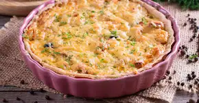 Torta de frango com requeijão cremoso deliciosa