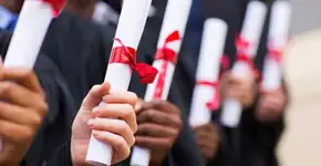 Você é contra ou a favor de TCC para garantir o diploma?