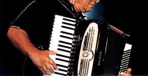 Dominguinhos comemora o Dia Internacional do Idoso