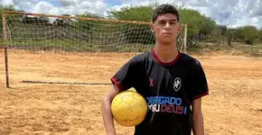 Entenda a treta entre Luva de Pedreiro e ex-empresário