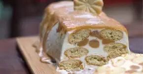 Sorvetão de bem-casado leva poucos ingredientes e vai te encantar