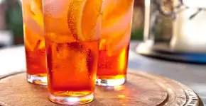 5 drinks deliciosos para curtir seu Carnaval em casa