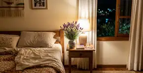 A planta com o aroma mais relaxante do mundo: como cultivá-la em vaso e transformar seu quarto em um spa