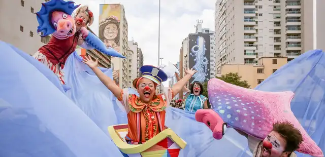 Grupo Esparrama apresenta ‘Cidade Brinquedo’