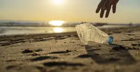 Novo estudo revela qual é a praia mais poluída do Brasil; descubra agora