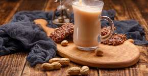 Chá de amendoim com leite condensado: conforto em forma de bebida