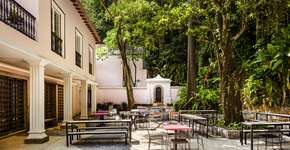 Hostels brasileiros dominam indicações a prêmio global