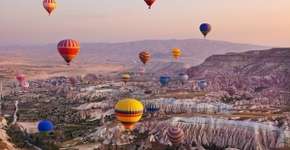 Voe na Capadócia e encante-se vendo suas belezas de cima