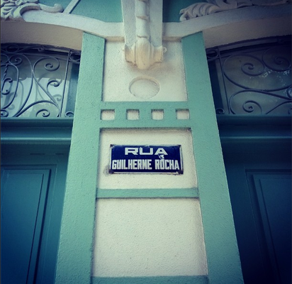 por Emmanuel Montenegro 