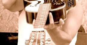 Muro é tela de exposição coletiva no Sesc Ipiranga