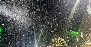 Natal de Holambra tem show de luzes e ‘chuva’ de neve