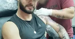 Rapaz morre após uso de anestésico durante tatuagem