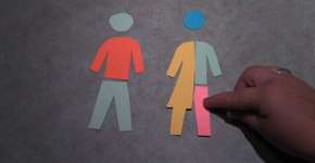 Alunos travestis e transgêneros poderão usar nome social em escolas de SP