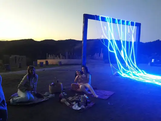 Piquenique ao por do sol durante a Festa das Luzes, no Uaná Etê.