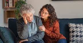 Entenda quais motivos levam o Alzheimer a atingir mais as mulheres