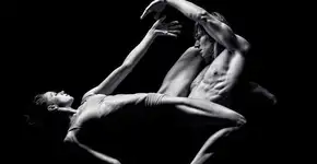 Veja as fotos incríveis que este escultor tirou de dançarinos