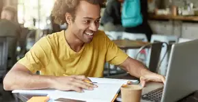 Foto: (@ wayhomestudio/Freepik)