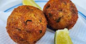 Bolinho de bacalhau na Airfyer: crocante e simplesmente delicioso