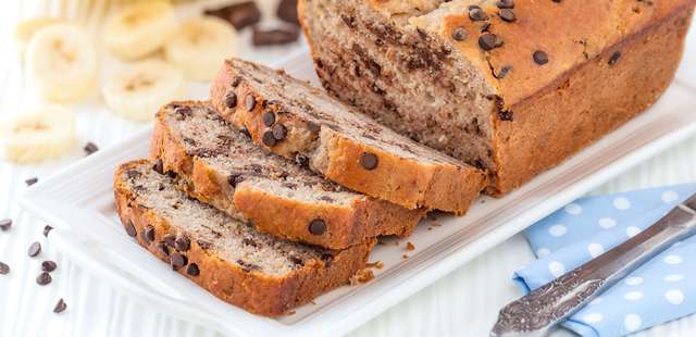 Pão de banana macio: perfeito para o café da tarde