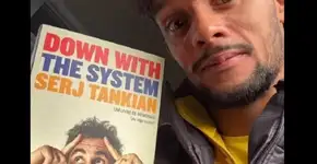 Gustavo Scarpa, do Atlético-MG, rasga elogios a livro escrito por vocalista do System Of a Down