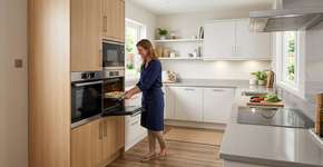 Uma designer de interiores afirma: “A cozinha para pessoas idosas deveria ter isso para evitar que precisem se abaixar.”