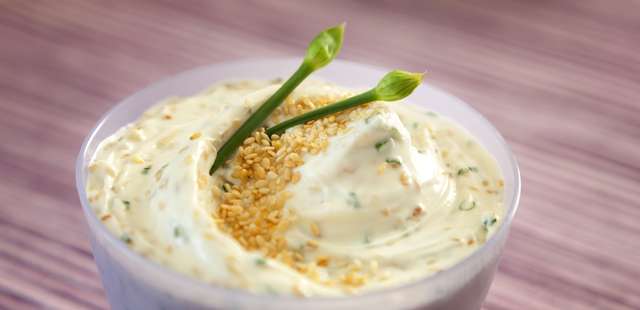 O patê de alho mais fácil e saboroso que você já fez