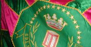 Diretora explora o samba além da quadra no período pré-Carnaval