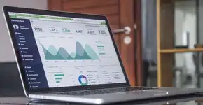 Startup ajuda empresas a economizarem na conta de luz