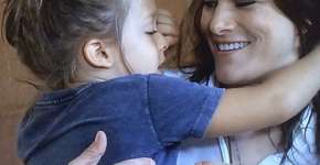 Atriz apoia decisão do filho e se torna arma contra bullying