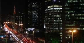 Em aniversário, São Paulo ganha declaração de amor composta de fotos