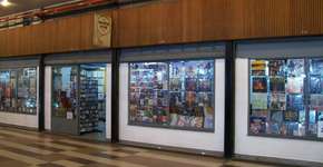 Loja mais antiga da Galeria do Rock tem mais de 100 mil discos de vinil