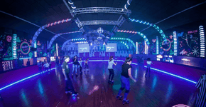 Roller Dancing: até 60% OFF em rink de patinação no ABC Paulista