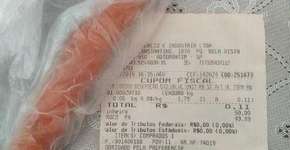 Rapaz se vinga de atendente que não quis trocar seu dinheiro