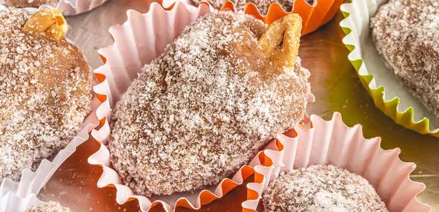 Aprenda a fazer cajuzinhos de festa com sabor de infância