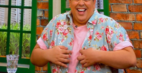 Apresentador de 27 anos é internado com Covid-19 em SP