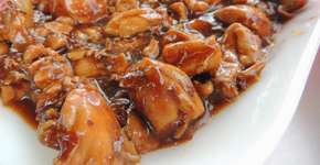 Aprenda a fazer frango refogado na cerveja preta