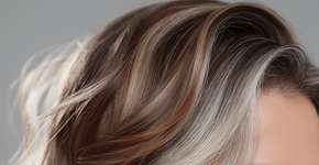 Adeus à tintura de cabelo: essa é a nova tendência que cobre os cabelos brancos e ajuda você a parecer mais jovem