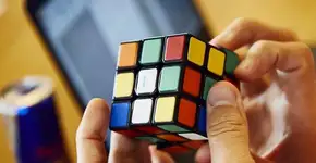 Cubo mágico não é só diversão